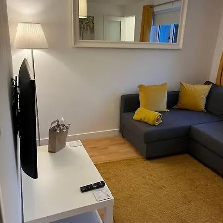 Glenbervie - Beautifully Refurbished, Self-Contained Apartment Dunfermline Exterior photo