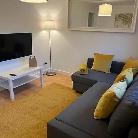 Glenbervie - Beautifully Refurbished, Self-Contained Apartment Dunfermline Exterior photo